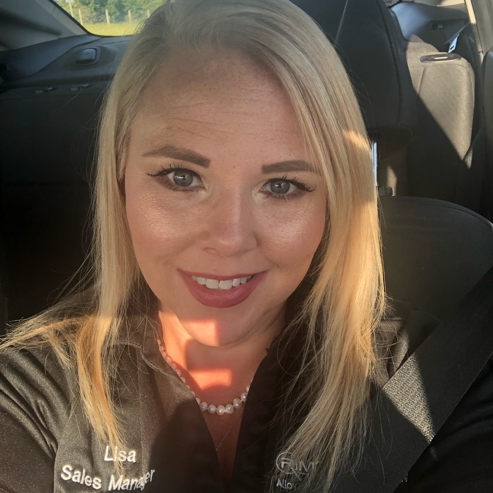 Meet your Posher, Lisa